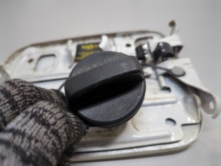 Лючок бензобака, Infiniti QX56 2010-2013