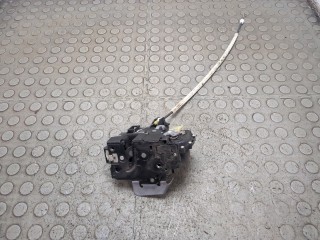Замок двери правый передний Audi A6 1997-2001