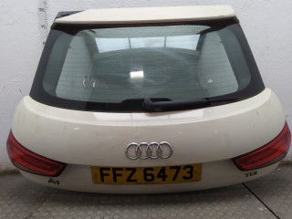 Подсветка номера, Audi A1 2010-2014