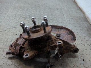 Ступица (кулак, цапфа) правая передняя, ориг. номер 28373XA00B, 28313XA00A, Subaru Tribeca 2007-2014