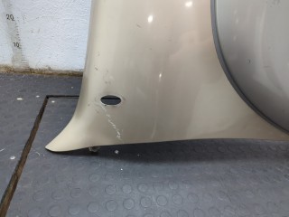 Крыло правое переднее, Toyota Sequoia 2000-2004