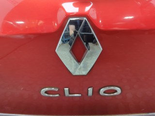 Фонарь крышки багажника левый, Renault Clio 2009-2014