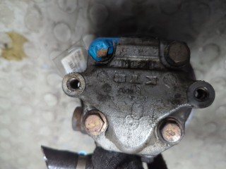 Насос гидроусилителя руля (ГУР), ориг. номер 8D0145156K, 8D0145156KX, Volkswagen Passat 5 1996-2001