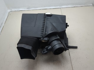 Корпус воздушного фильтра Audi A6 2004-2008