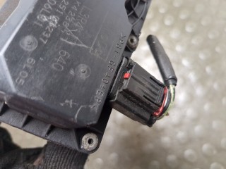 Заслонка дроссельная, ориг. номер L3R413640, Mazda 5 2007-2010