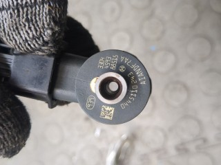 Форсунка топливная, ориг. номер 821356, 93169123, 5821533, Opel Vectra 2005-2008