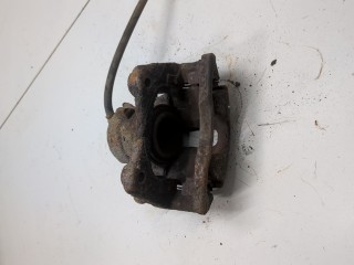 Суппорт правый передний, Nissan Note E11 2008-2013