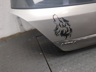 Крышка (дверь) багажника, Opel Astra 1998-2009