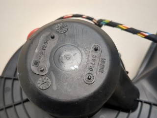 Двигатель отопителя (моторчик печки), ориг. номер 13124704, Opel Meriva 2006-2010