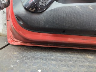 Стекло боковой двери правое переднее, Renault Clio 2009-2014