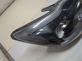 Фара (передняя) правая, Ford Focus 2007-2011