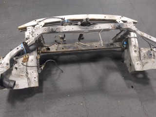 Усилитель бампера передний, ориг. номер 5202102050, Toyota Corolla 1999-2002