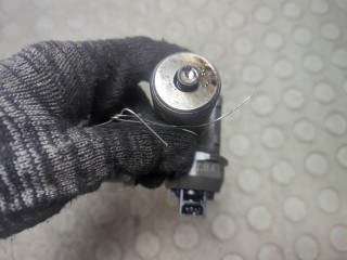 Форсунка топливная, ориг. номер 038130073AG, 038130079GX, Volkswagen Passat 2005-2010