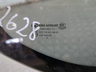 Стекло кузовное боковое правое заднее, KIA Carnival 2002-2006
