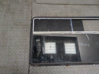 Стекло кузовное боковое левое заднее, Mercedes Sprinter 2000-2006