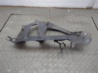 Кронштейн фары правый, ориг. номер MN105060, Mitsubishi Colt 2002-2012