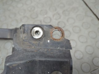 Кронштейн фары правый, ориг. номер MN105060, Mitsubishi Colt 2002-2012