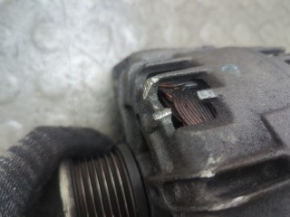 Генератор, ориг. номер 93161735, 8200404459, Opel Vivaro 2006-2014
