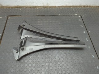 Жабо под дворники (дождевик), Volkswagen Golf Plus 2005-2009