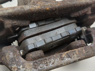 Суппорт правый задний, Nissan Tiida 2004-2012