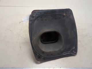 Чехол (кожух) кулисы КПП, Toyota Hiace 2004-2010
