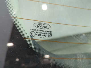 Крышка (дверь) багажника, Ford Focus 2004-2008