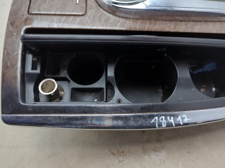 Консоль салона (кулисная часть), Infiniti QX56 2010-2013