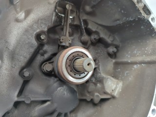 КПП 5-ст.мех. (МКПП), ориг. номер 7701723232, Renault Megane 2006-2009