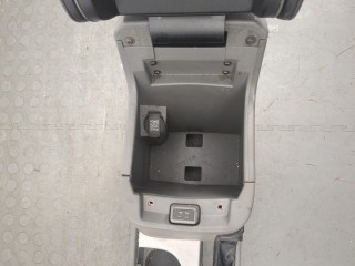 Подлокотник левый передний, Ford Focus 2007-2011