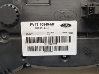 Щиток приборов (приборная панель), Ford Kuga 2012-2016