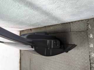 Стекло боковой двери левое переднее, Nissan Almera 2002-2006
