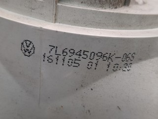 Фонарь (задний) правый, ориг. номер 7L6945096P, Volkswagen Touareg 2002-2007
