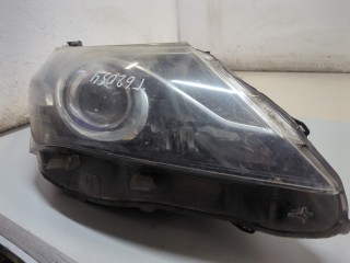 Фара (передняя) правая, ориг. номер 8113005340, Toyota Avensis 3 2011-2015