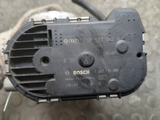 Заслонка дроссельная, ориг. номер 06B133062H, Audi A4 2004-2009