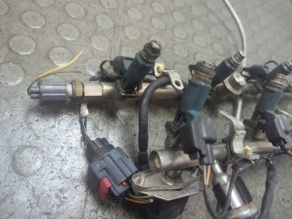 Форсунка топливная, ориг. номер 4650544, 2W939F593BA, Land Rover Range Rover Sport 2005-2009