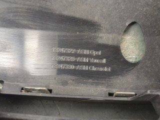 Решетка радиатора, Opel Zafira B 2008-2014
