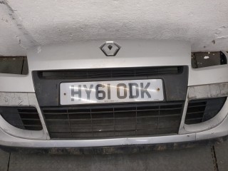 Бампер передний, ориг. номер 620222226R, Renault Scenic 2009-2012