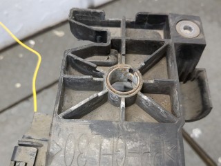 Замок капота, Renault Scenic 2009-2012