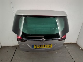 Крышка (дверь) багажника Opel Zafira 2008-2014