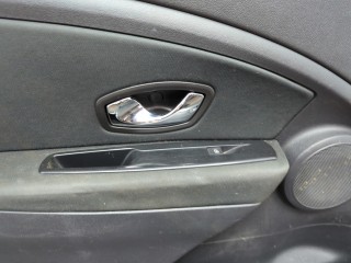 Замок двери левый передний, Renault Megane 2008-2014