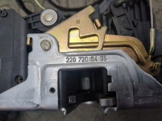 Замок двери правый передний, ориг. номер A2207207235, Mercedes S W220 2002-2005