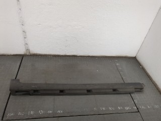 Накладка на порог правая передняя Volkswagen Passat 2005-2010