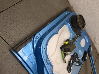 Стекло боковой двери правое переднее, ориг. номер 9202H9, Citroen C4 Picasso 2006-2013