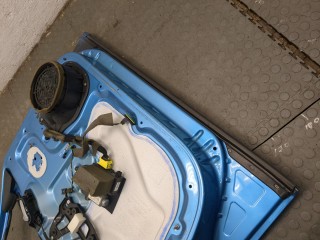 Стекло боковой двери левое переднее, ориг. номер 9201J6, Citroen C4 Picasso 2006-2013