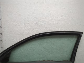 Стекло боковой двери правое переднее, Ford Focus 2001-2005