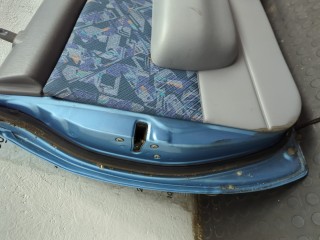 Стекло боковой двери левое переднее, Toyota Starlet 1989-1998