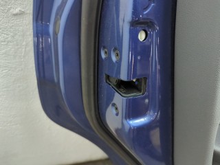 Стекло боковой двери левое заднее, Ford Focus 2007-2011