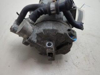 Компрессор кондиционера, ориг. номер 8D0260805J, 8D0260805RX, Volkswagen Passat 5 1996-2001