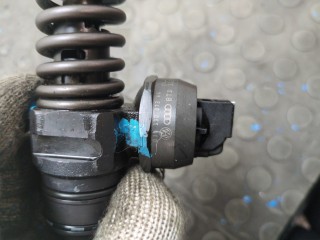 Форсунка топливная, ориг. номер 038130073AG, 038130079GX, Volkswagen Golf 2003-2009