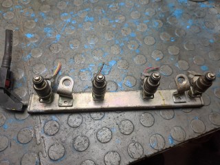 Форсунка топливная, ориг. номер MR988977, MN143973, Mitsubishi Lancer 10 2007-2010